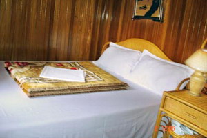 Croisières - Vietnam - Une jonque dans la baie